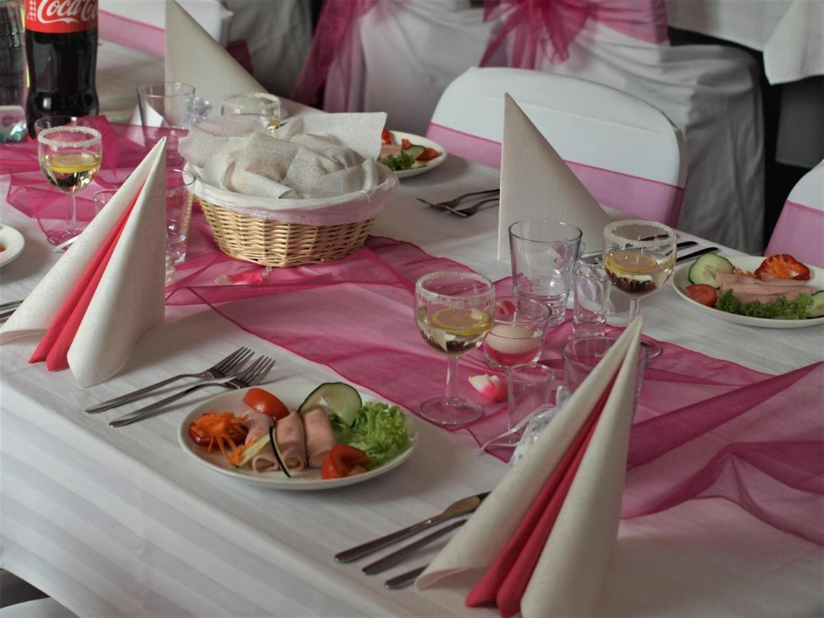 Bed and Breakfast Salur Nové Zámky Exteriér fotografie