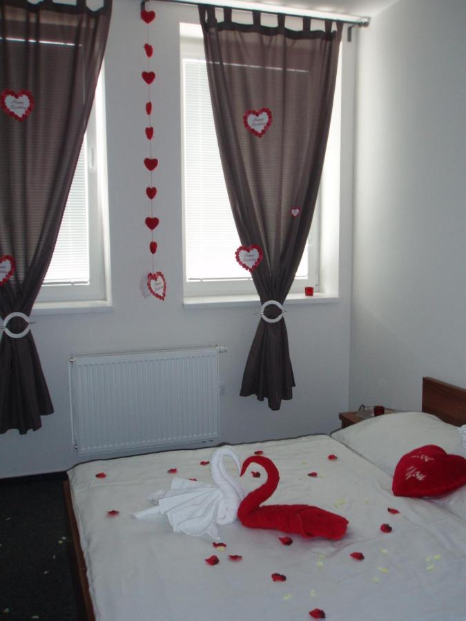 Bed and Breakfast Salur Nové Zámky Exteriér fotografie